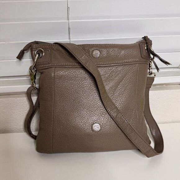 The Sak Crossbody Bag Taupe Brown Leather Adjustable Compact Travel Boho Purse - Picture 5 of 16